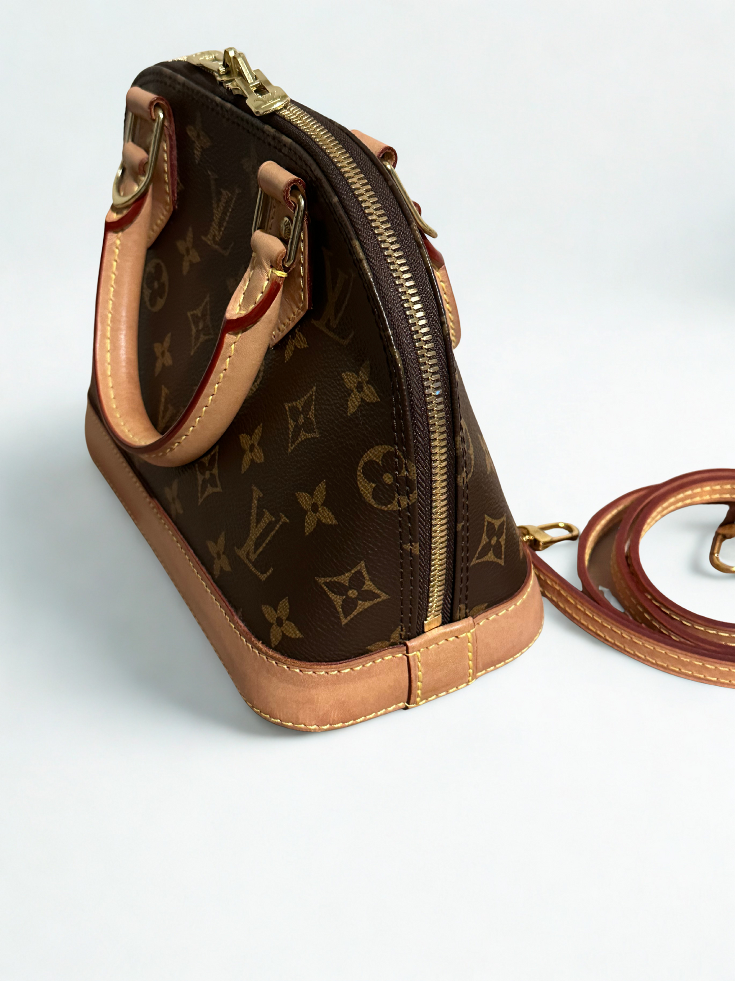 Louis Vuitton Monogram Alma BB