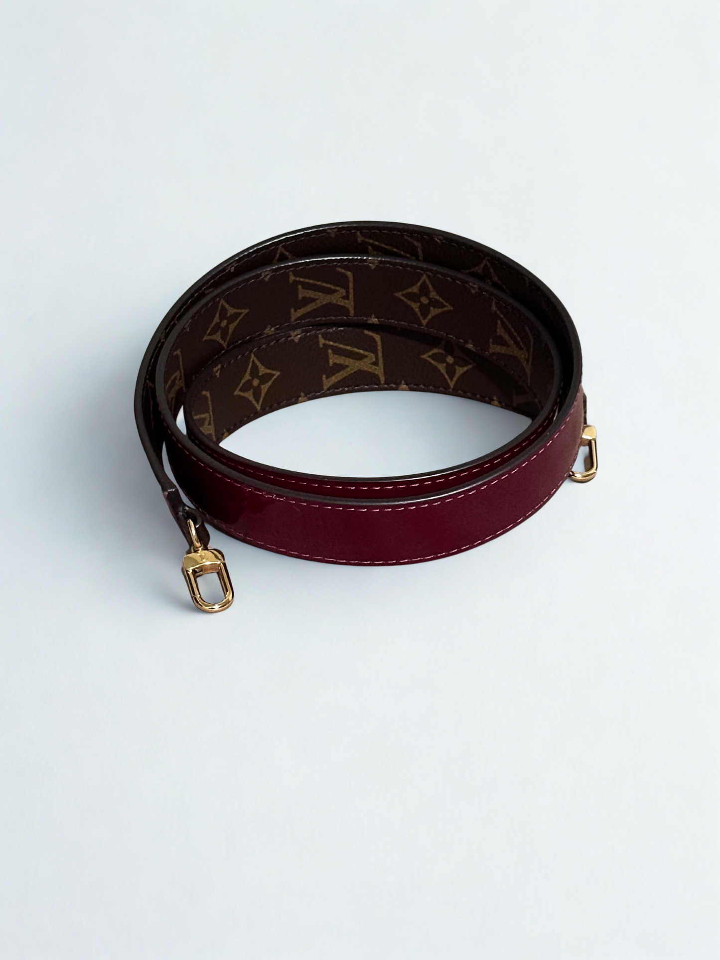 Louis Vuitton Magenta Monogram Vernis Alma BB