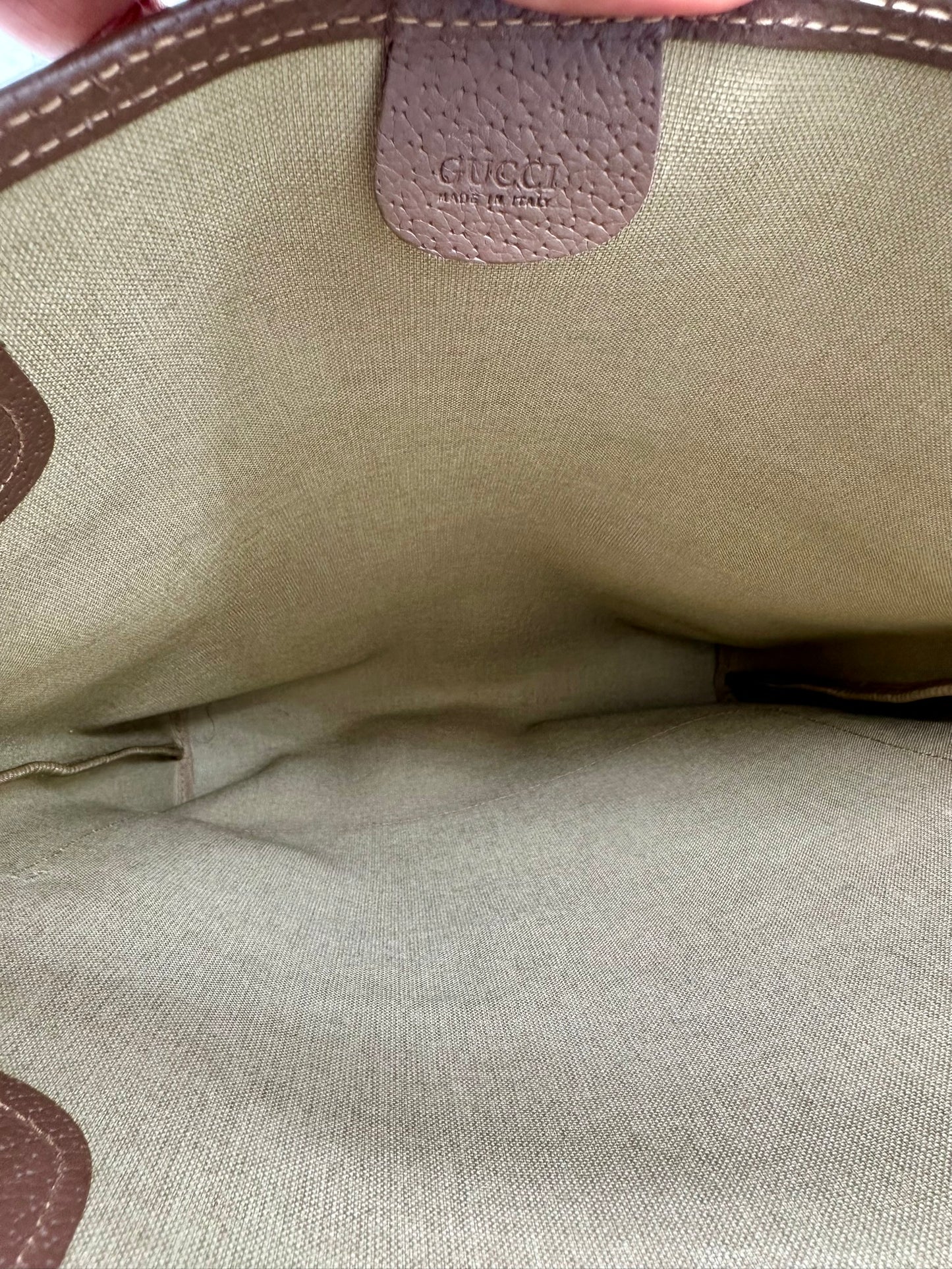 Gucci GG Supreme Sherry Tote Bag