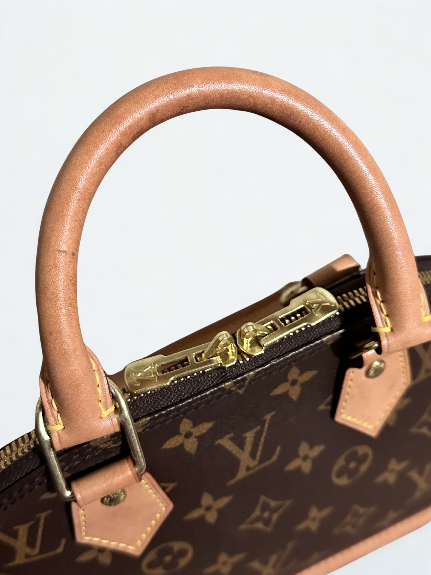 Louis Vuitton Monogram Alma BB