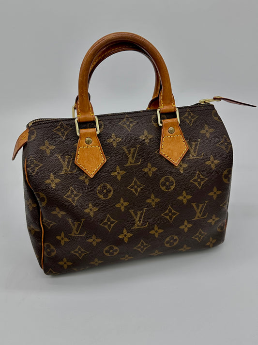 Louis Vuitton Speedy 25